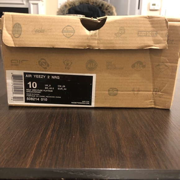 air yeezy 2 box